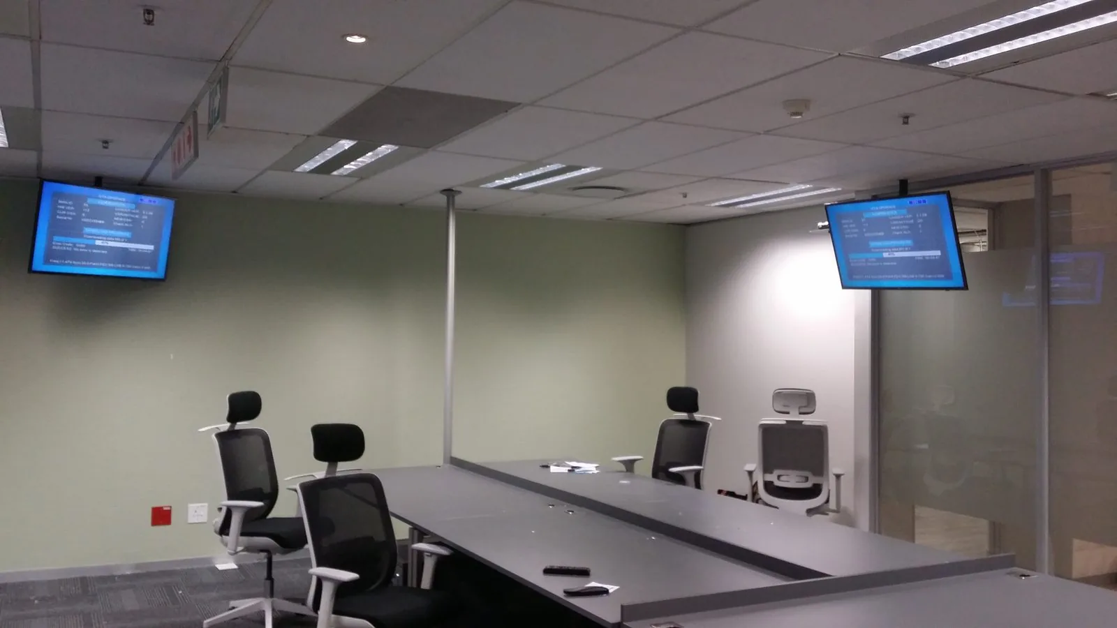 Commercial DSTV installation with multiple screens in a hospitality venue